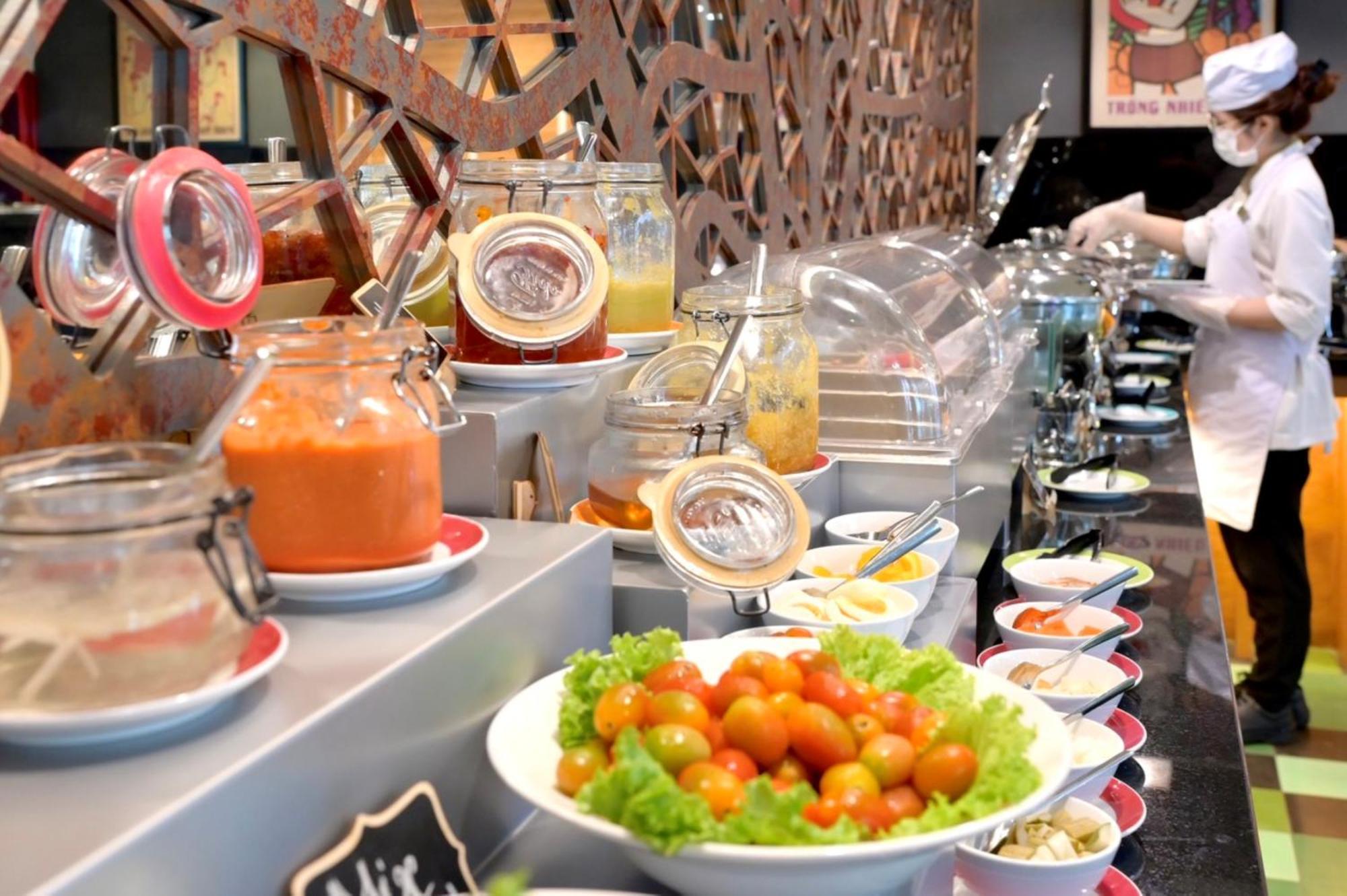 ÊMM Hotel Saigon Hô Chi Minh-Ville Extérieur photo