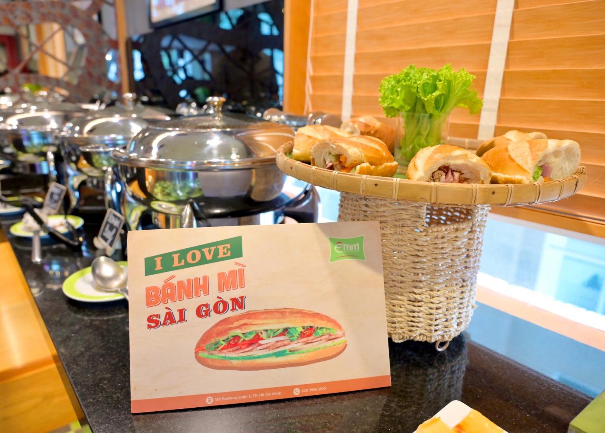 ÊMM Hotel Saigon Hô Chi Minh-Ville Extérieur photo